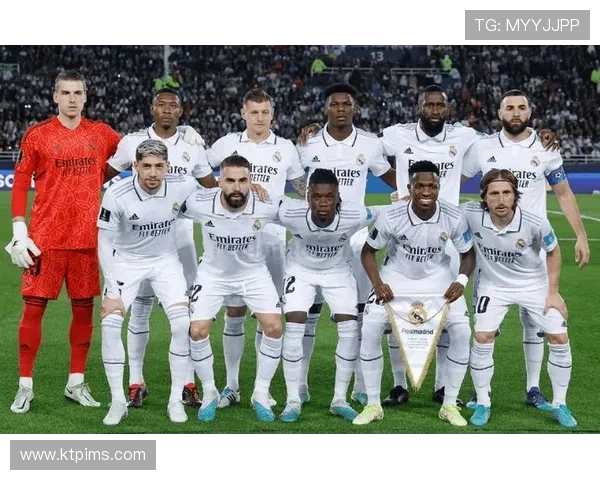 2008年足球明星的辉煌时刻与传奇故事回顾